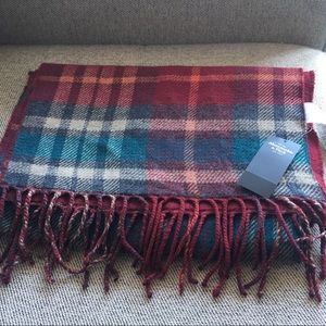 $38 A&F exquisite colored scarf maroon/teal/taupe